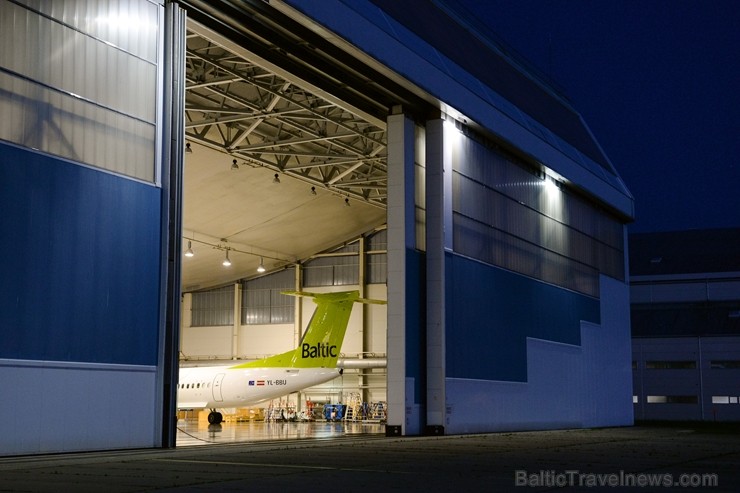 Lidosta «Rīga» un «Airbaltic» medijiem atrāda savu infrastruktūru un gaisa floti 202235