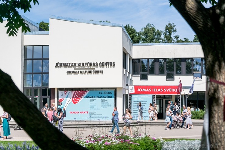 Jūrmalā  aizvadīti Jomas ielas svetki un Tango nakts 202335