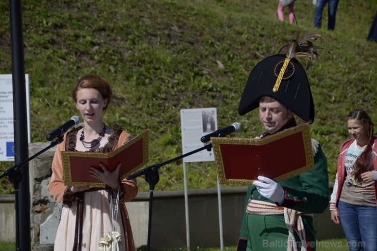 Daugavpils cietoksnī norisinājies 3. Starptautiskais vēstures rekonstrukcijas klubu festivāls «Dinaburg 1812» Daugavpils cietoksnī norisinājies 3. Starptautiskais vēstures rekonstrukcijas klubu festivāls «Dinaburg 1812» 202579
