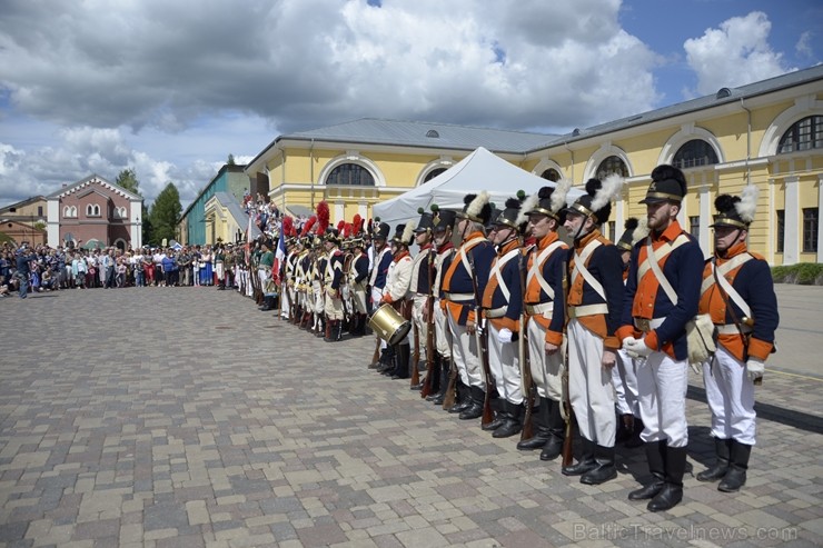 Daugavpils cietoksnī norisinājies 3. Starptautiskais vēstures rekonstrukcijas klubu festivāls «Dinaburg 1812» Daugavpils cietoksnī norisinājies 3. Starptautiskais vēstures rekonstrukcijas klubu festivāls «Dinaburg 1812» 202582
