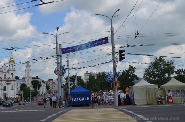 Latgale tikusi interesanti pārstāvēta starptautiskajā mākslas festivālā «Slavjanskij Bazar 2017» Vitebskā, Baltkrievijā Latgale tikusi interesanti pārstāvēta starptautiskajā mākslas festivālā «Slavjanskij Bazar 2017» Vitebskā, Baltkrievijā 202647