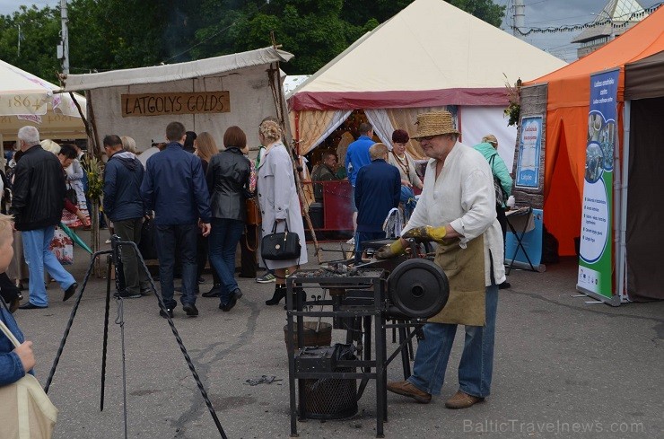 Latgale tikusi interesanti pārstāvēta starptautiskajā mākslas festivālā «Slavjanskij Bazar 2017» Vitebskā, Baltkrievijā Latgale tikusi interesanti pārstāvēta starptautiskajā mākslas festivālā «Slavjanskij Bazar 2017» Vitebskā, Baltkrievijā 202663