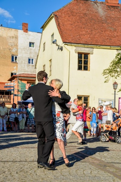 Cēsīs gardi un jestri aizvadīti pilsētas svētki 203012