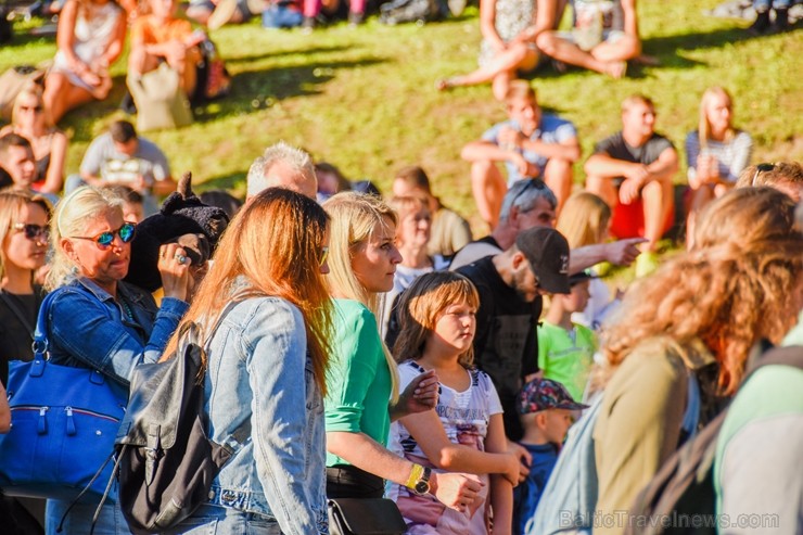 Cēsīs gardi un jestri aizvadīti pilsētas svētki 203017