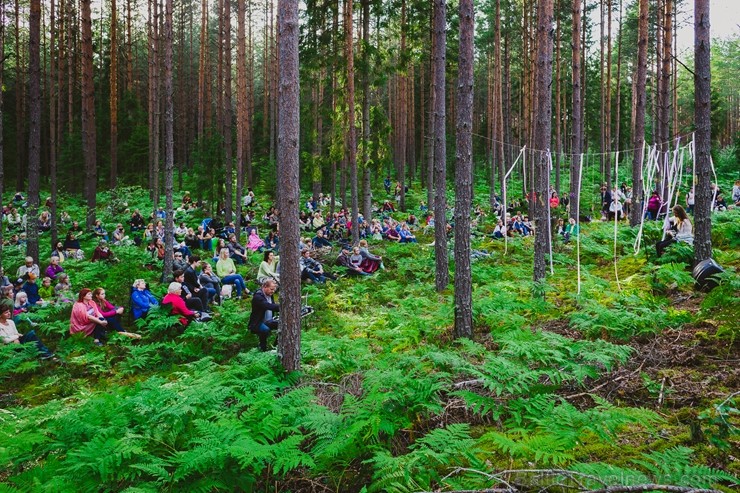 Lubāna mitrājā aizvadīti burvīgi akustiskie koncerti «Skaņas dabā» 203629