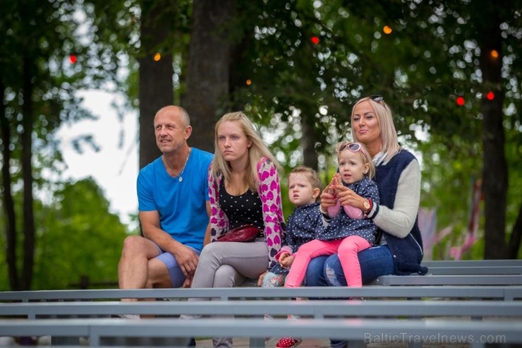 Bauskā krāšņi un priecīgi norisinājies pirmais Bauska TasTe festivāls 203898