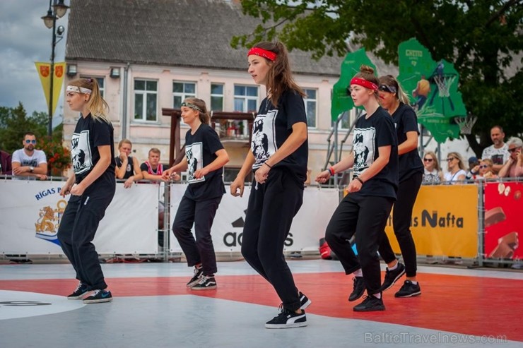 Bauskā krāšņi un priecīgi norisinājies pirmais Bauska TasTe festivāls 203907