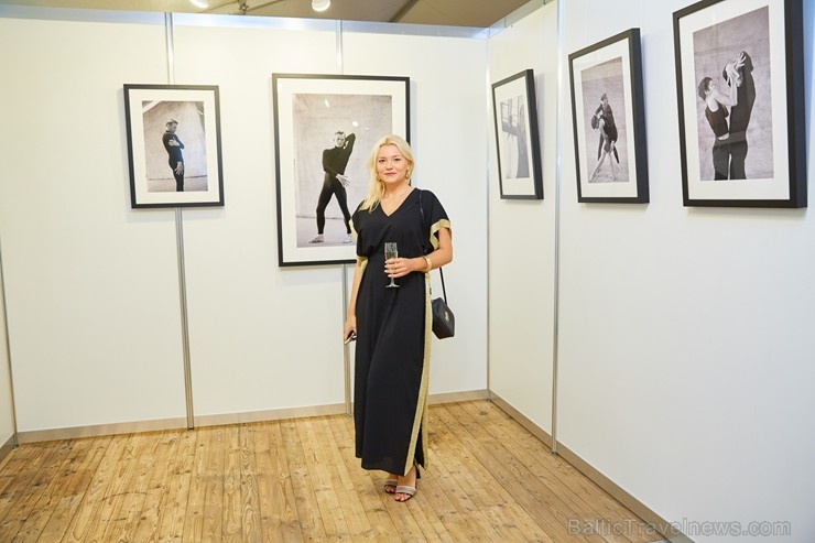 Jūrmalas pludmales kompleksā «Legend Beach» pirmo reizi notiek mākslas gadatirgus «Jurmala Art Fair». Jūrmalas pludmales kompleksā «Legend Beach» pirmo reizi notiek mākslas gadatirgus «Jurmala Art Fair». 205323