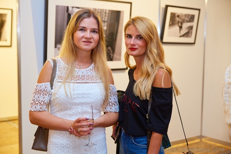 Jūrmalas pludmales kompleksā «Legend Beach» pirmo reizi notiek mākslas gadatirgus «Jurmala Art Fair». Jūrmalas pludmales kompleksā «Legend Beach» pirmo reizi notiek mākslas gadatirgus «Jurmala Art Fair». 205348