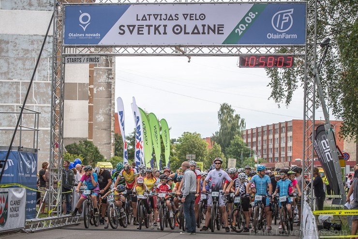 Olainē krāšņi aizvadīti jau trešie Latvijas Velo svētki 205524