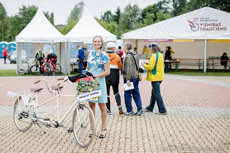 Siguldā  aizvadīts jau 27. Latvijas Riteņbraucēju vienības brauciens 206093