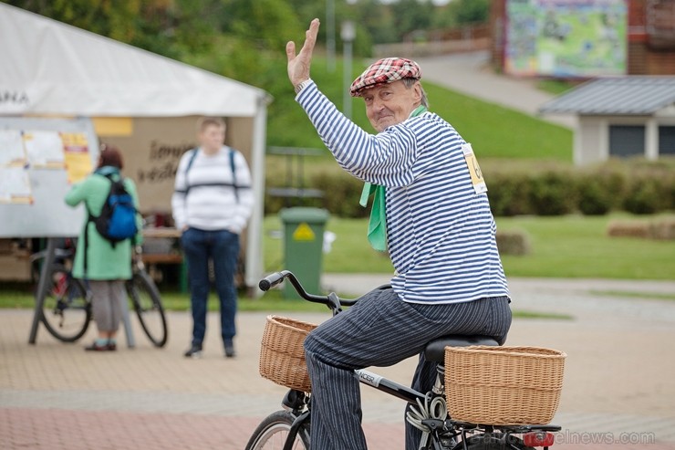 Siguldā  aizvadīts jau 27. Latvijas Riteņbraucēju vienības brauciens 206097