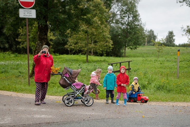 Siguldā  aizvadīts jau 27. Latvijas Riteņbraucēju vienības brauciens 206149