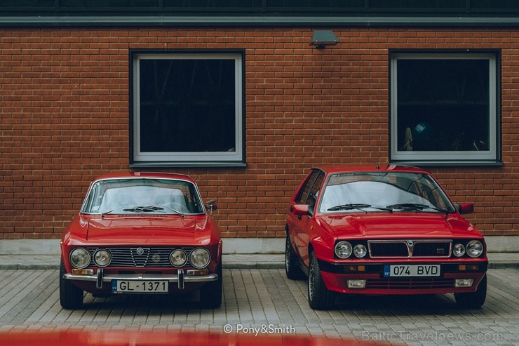 Pie Rīgas Motormuzeja aizvadīts gada pēdējais klasisko transportlīdzekļu pasākums «Youngtimer Cars&Coffee» Pie Rīgas Motormuzeja aizvadīts gada pēdējais klasisko transportlīdzekļu pasākums «Youngtimer Cars&Coffee» 206539