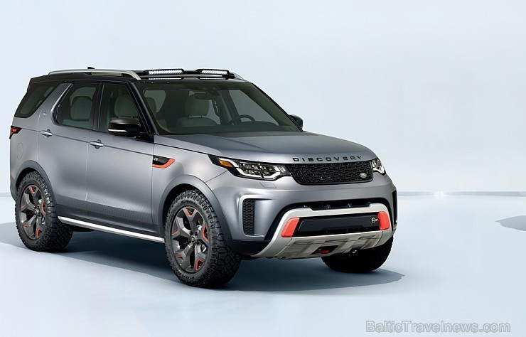 Land Rover Discovery SVX ir īpaši piemērots apvidus cienītājiem un ceļotājiem 207060