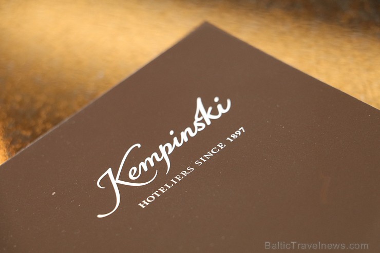 Jaunā 5 zvaigžņu viesnīca «Grand Hotel Kempinski Riga» iepazīstina Travelnews.lv ar gardēžu ēdienkarti Jaunā 5 zvaigžņu viesnīca «Grand Hotel Kempinski Riga» iepazīstina Travelnews.lv ar gardēžu ēdienkarti 208201