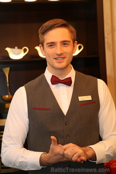 Jaunā 5 zvaigžņu viesnīca «Grand Hotel Kempinski Riga» iepazīstina Travelnews.lv ar gardēžu ēdienkarti Jaunā 5 zvaigžņu viesnīca «Grand Hotel Kempinski Riga» iepazīstina Travelnews.lv ar gardēžu ēdienkarti 208210