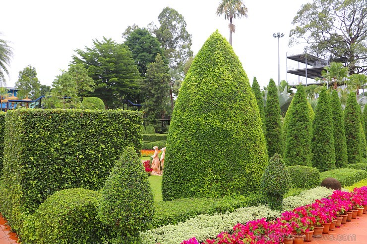 Travelnews.lv kopā ar «365 brīvdienas» un «Turkish Airlines» iepazīst tropu botānisko dārzu «Nong Nooch Tropical Garden» Travelnews.lv kopā ar «365 brīvdienas» un «Turkish Airlines» iepazīst tropu botānisko dārzu «Nong Nooch Tropical Garden» 208869