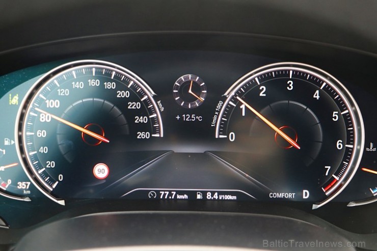 Travelnews.lv apceļo rudenīgo Latviju ar jauno un jaudīgo BMW 5401 208979