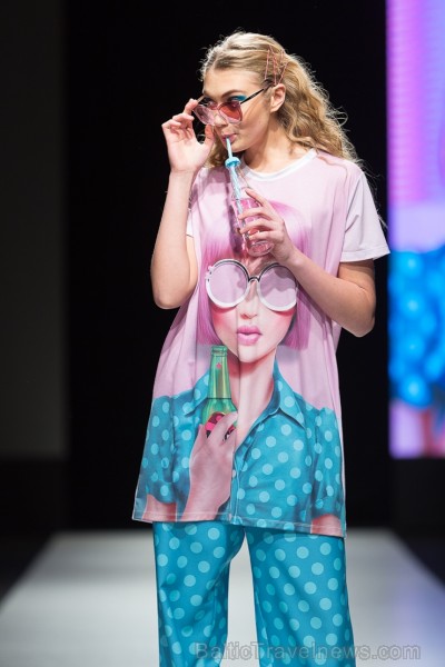 Rīgā pilnā sparā norisinājas «Riga Fashion Week 2017» 209815