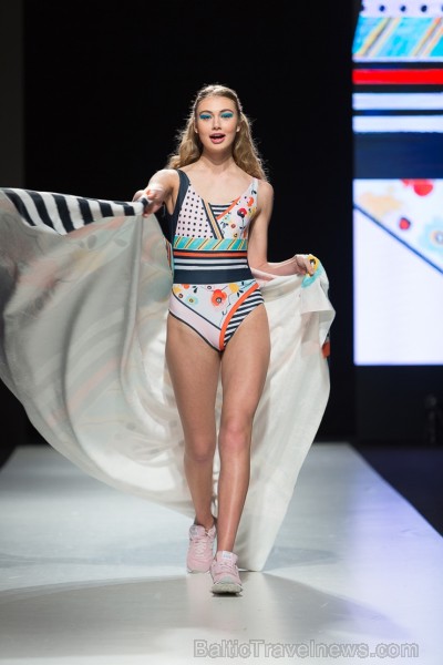 Rīgā pilnā sparā norisinājas «Riga Fashion Week 2017» 209825