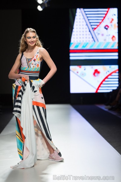 Rīgā pilnā sparā norisinājas «Riga Fashion Week 2017» 209826