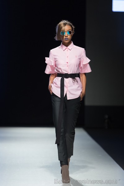 Rīgā pilnā sparā norisinājas «Riga Fashion Week 2017» 209838