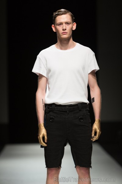 Rīgā pilnā sparā norisinājas «Riga Fashion Week 2017» 209857