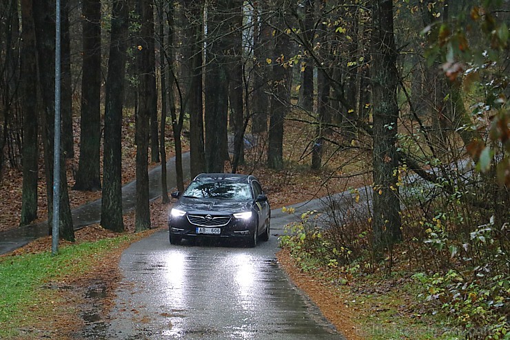 Travelnews.lv apceļo rudenīgo Latviju ar jauno, ekonomisko un ietilpīgo Opel Insignia Sport Tourer Travelnews.lv apceļo rudenīgo Latviju ar jauno, ekonomisko un ietilpīgo Opel Insignia Sport Tourer 210014
