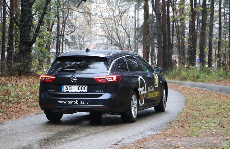 Travelnews.lv apceļo rudenīgo Latviju ar jauno, ekonomisko un ietilpīgo Opel Insignia Sport Tourer Travelnews.lv apceļo rudenīgo Latviju ar jauno, ekonomisko un ietilpīgo Opel Insignia Sport Tourer 210016