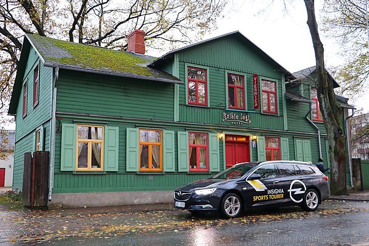 Travelnews.lv apceļo rudenīgo Latviju ar jauno, ekonomisko un ietilpīgo Opel Insignia Sport Tourer Travelnews.lv apceļo rudenīgo Latviju ar jauno, ekonomisko un ietilpīgo Opel Insignia Sport Tourer 210033