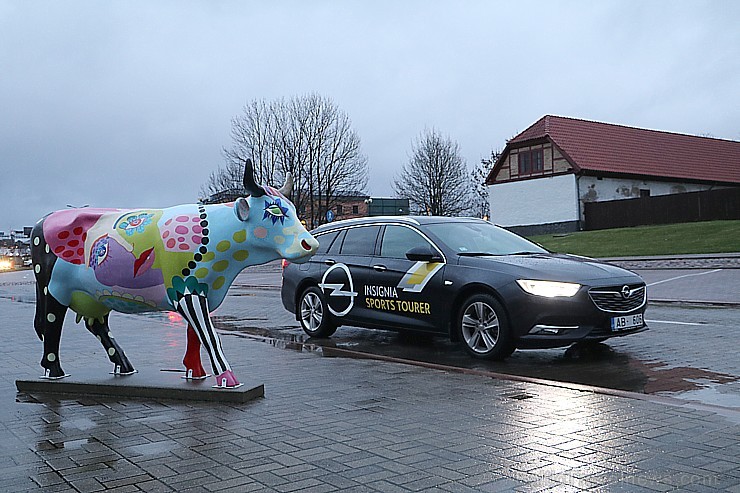 Travelnews.lv apceļo rudenīgo Latviju ar jauno, ekonomisko un ietilpīgo Opel Insignia Sport Tourer Travelnews.lv apceļo rudenīgo Latviju ar jauno, ekonomisko un ietilpīgo Opel Insignia Sport Tourer 210035