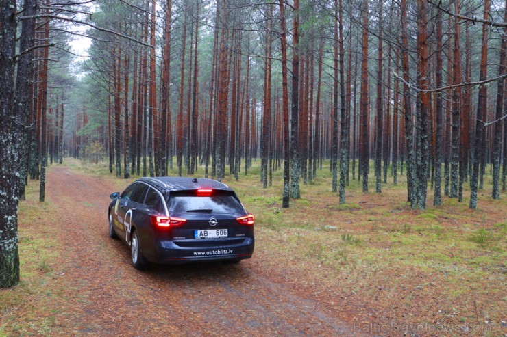 Travelnews.lv apceļo rudenīgo Latviju ar jauno, ekonomisko un ietilpīgo Opel Insignia Sport Tourer Travelnews.lv apceļo rudenīgo Latviju ar jauno, ekonomisko un ietilpīgo Opel Insignia Sport Tourer 210039
