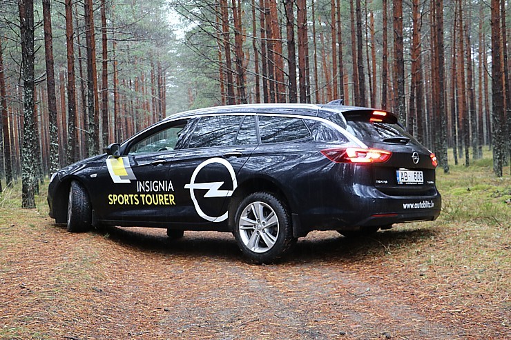 Travelnews.lv apceļo rudenīgo Latviju ar jauno, ekonomisko un ietilpīgo Opel Insignia Sport Tourer Travelnews.lv apceļo rudenīgo Latviju ar jauno, ekonomisko un ietilpīgo Opel Insignia Sport Tourer 210044