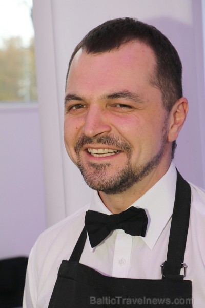 «Restaurant Service» (restorāni - «Bibliotēka Nr.1» un «Kolonāde. Mūsu stāsti») apliecina viesiem pilna servisa banketu rīkošanas mākslu visaugstākajā «Restaurant Service» (restorāni - «Bibliotēka Nr.1» un «Kolonāde. Mūsu stāsti») apliecina viesiem pilna servisa banketu rīkošanas mākslu visaugstākajā 210128