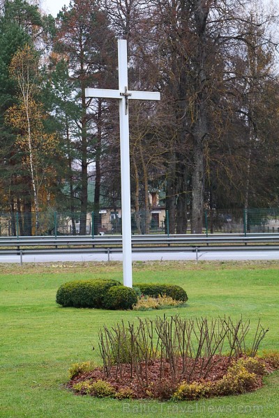 Ikšķiles Svētā Meinarda Romas katoļu draudzes dievnams 8.11.2017 svin spāru svētkus 210803