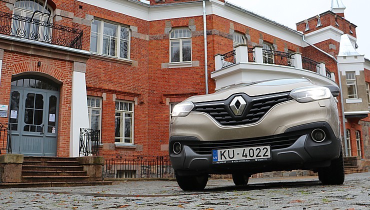 Travelnews.lv dodas uz Lūznavas muižu Latgalē ar jauno krosoveru Renault Kadjar dCi 130 4x4 210912