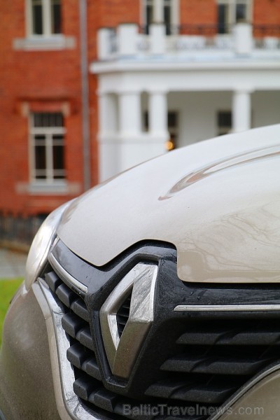 Travelnews.lv dodas uz Lūznavas muižu Latgalē ar jauno krosoveru Renault Kadjar dCi 130 4x4 210917