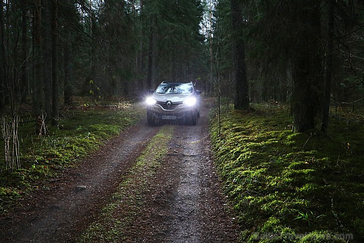 Travelnews.lv dodas uz Lūznavas muižu Latgalē ar jauno krosoveru Renault Kadjar dCi 130 4x4 210943