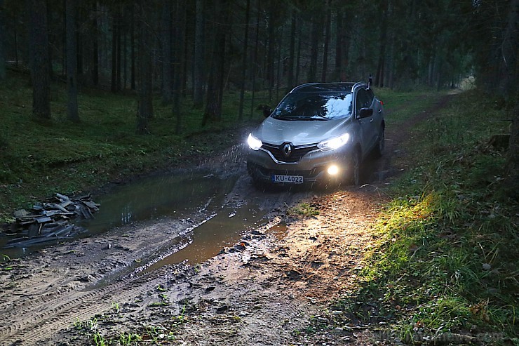 Travelnews.lv dodas uz Lūznavas muižu Latgalē ar jauno krosoveru Renault Kadjar dCi 130 4x4 210946