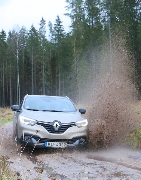 Travelnews.lv dodas uz Lūznavas muižu Latgalē ar jauno krosoveru Renault Kadjar dCi 130 4x4 210951