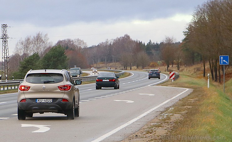 Travelnews.lv dodas uz Lūznavas muižu Latgalē ar jauno krosoveru Renault Kadjar dCi 130 4x4 210954