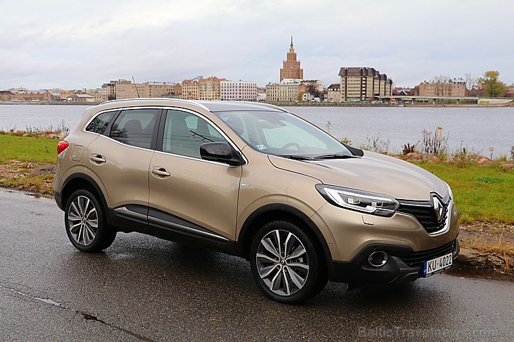 Travelnews.lv dodas uz Lūznavas muižu Latgalē ar jauno krosoveru Renault Kadjar dCi 130 4x4 210956