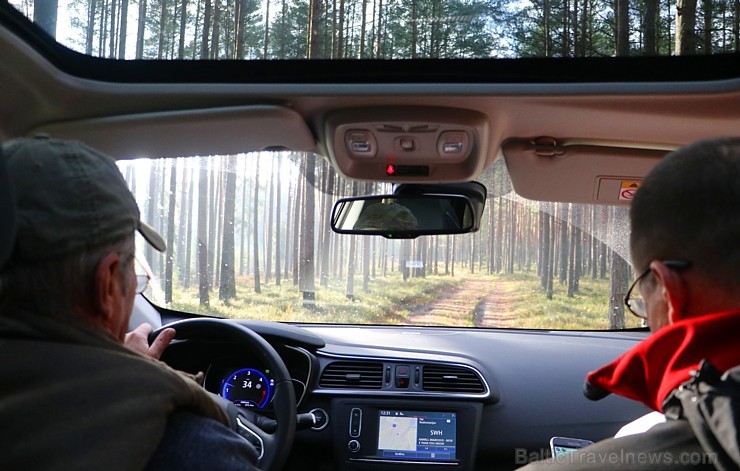 Travelnews.lv meža ceļos iepazīst trīs vāģus - Renault Captur, Renault Koleos un Renault Kadjar 211548