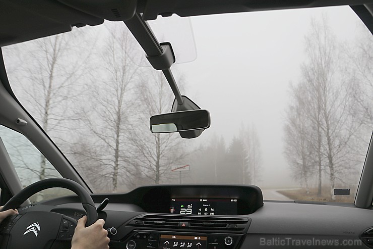 Travelnews.lv apceļo miglaino Latgali ar jauno Citroën Grand C4 Picasso 211967