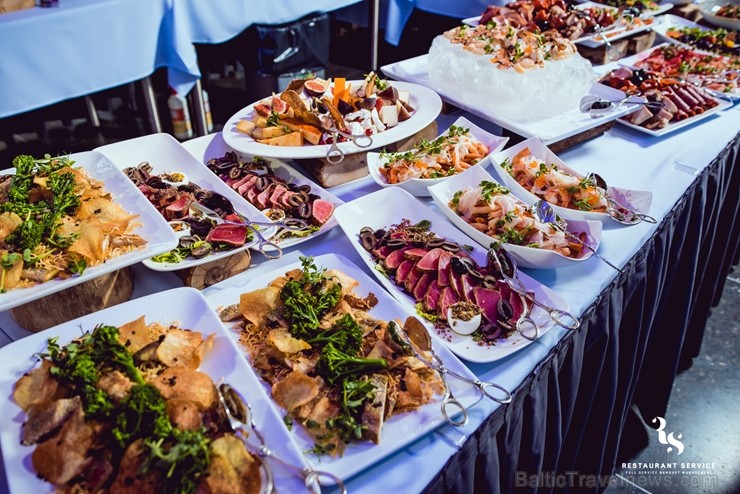 «Restaurant Service» (restorāni - «Bibliotēka Nr.1» un «Kolonāde. Mūsu stāsti») pārvērš Dubultu dzelzceļa staciju par gardēžu paradīzi «Restaurant Service» (restorāni - «Bibliotēka Nr.1» un «Kolonāde. Mūsu stāsti») pārvērš Dubultu dzelzceļa staciju par gardēžu paradīzi 212326