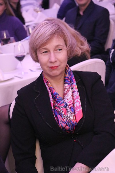 Somijas lidsabiedrības «Finnair» iepazīstina Latvijas tūrisma aģentus ar īstu Ziemassvētku vecīti Somijas lidsabiedrības «Finnair» iepazīstina Latvijas tūrisma aģentus ar īstu Ziemassvētku vecīti 212468