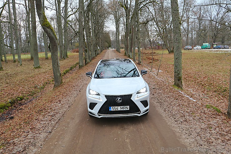 Travelnews.lv ar jauno krosoveru Lexus NX 300H ceļo uz Ungurmuižu 213003