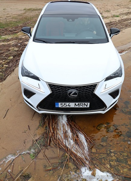 Travelnews.lv ar jauno krosoveru Lexus NX 300H ceļo uz Ungurmuižu 213019