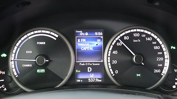 Travelnews.lv ar jauno krosoveru Lexus NX 300H ceļo uz Ungurmuižu 213034